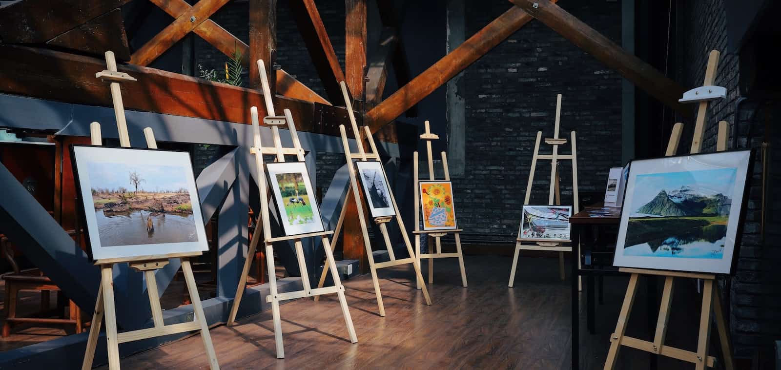 Cavalletto legno da tavolo per dipingere - Collezionismo In vendita a Milano